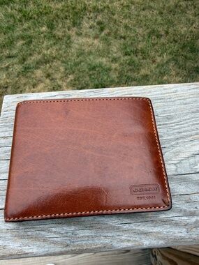 Coach Vintage Brown Leather Bifold Wallet